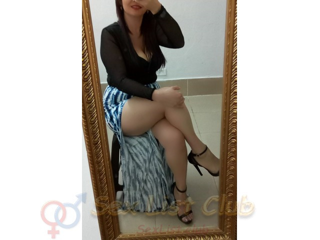 Colombiana madura sensual cariñosa discreta