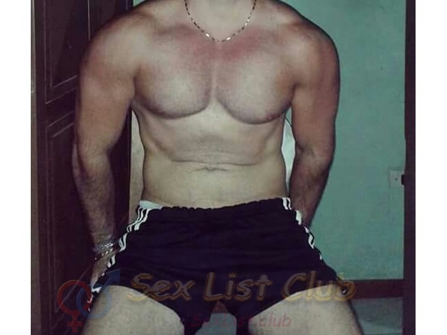 LOUIS MACHO CASADO MUSCULAR MASAJISTA EN PANAMA 507 60073893