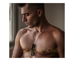 Colombiano caliente masculino dominante activoversatil