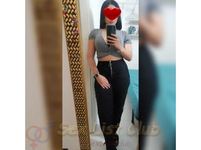 Me llamo Camila y soy una escort y masajista profesional exclusivo para caballeros solventes