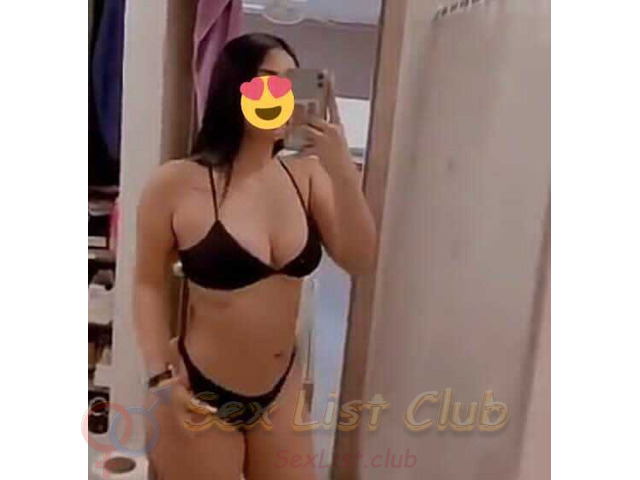 UNA JOVENCITA COLOMBIANA SUPER SEXY Y SENSUAL