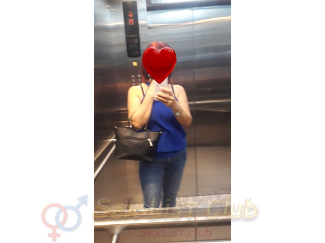 Yinet es una bella escort colombiana que ofrece sus servicios como acompañante de lujo